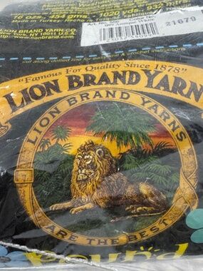Lion Brand Yarn Pound of Love Antique White